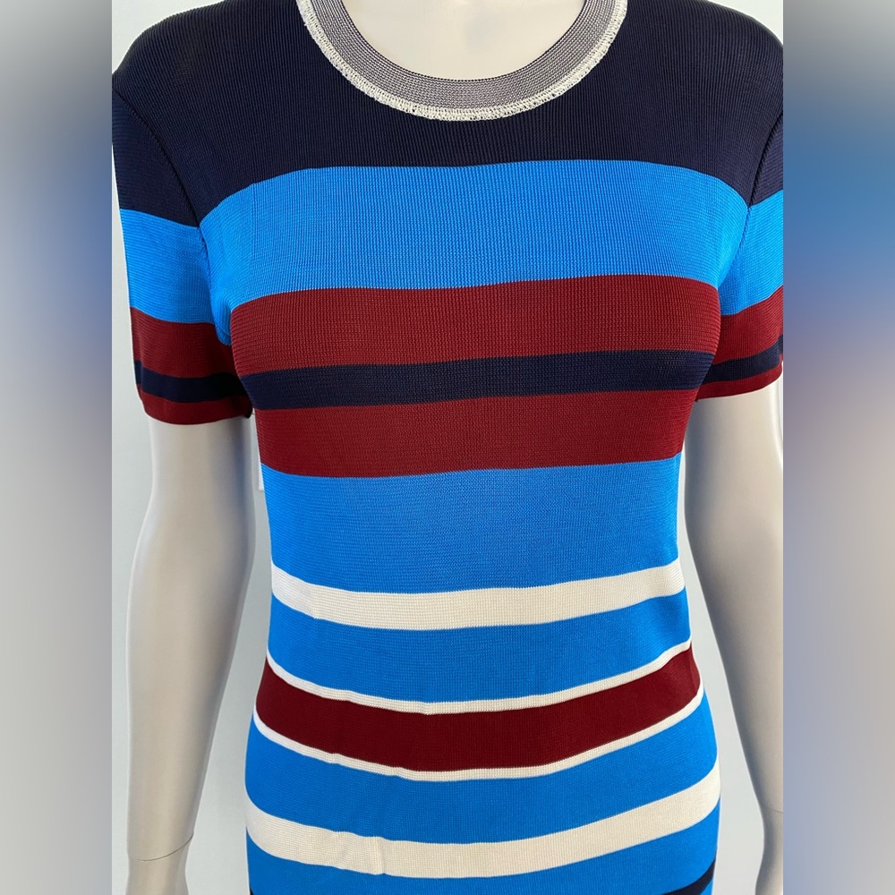 Sandro Stripe Print Short Sleeve Top ASO Maisie Williams and Evanna Lynch - Picture 8 of 16